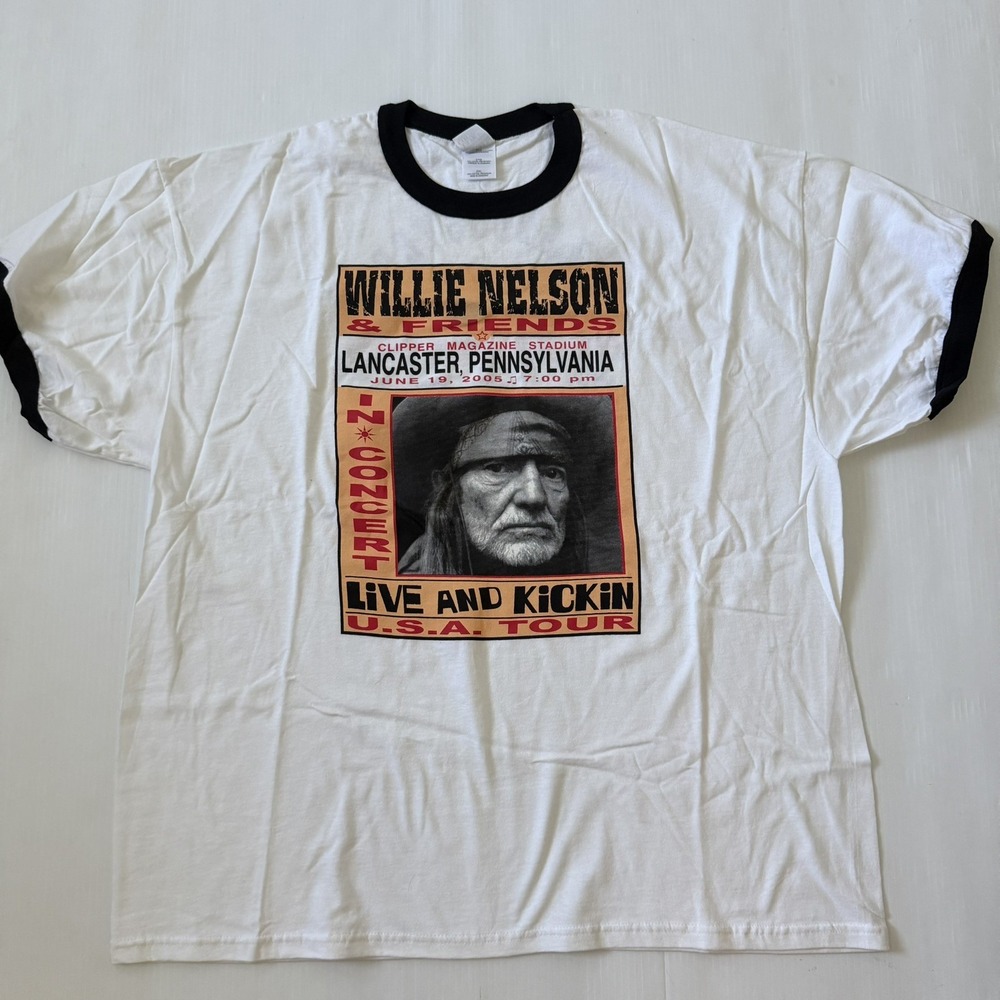 Willie Nelson & Friends 2005 Live and Kickin T-Shirt USA Tour Lancaster PA 2XL